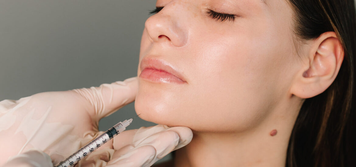 chin-contouring-by-cosmetic-injection-expert-doct-2026-02-08-00-37-11-utc